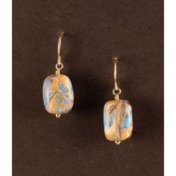 Squared barrel earrings in beach tones