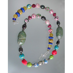 Bold Floral and Textured Bead Necklace